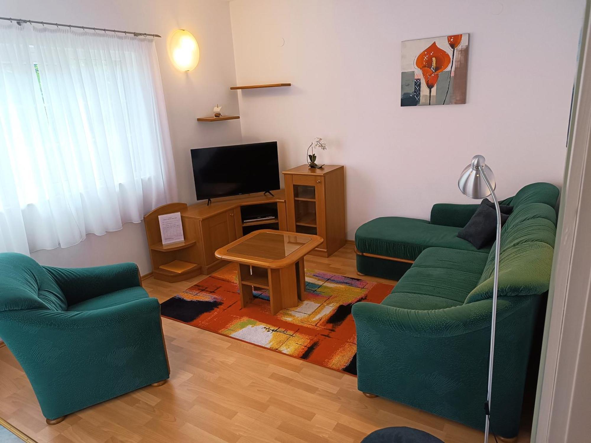 Apartment Lupus